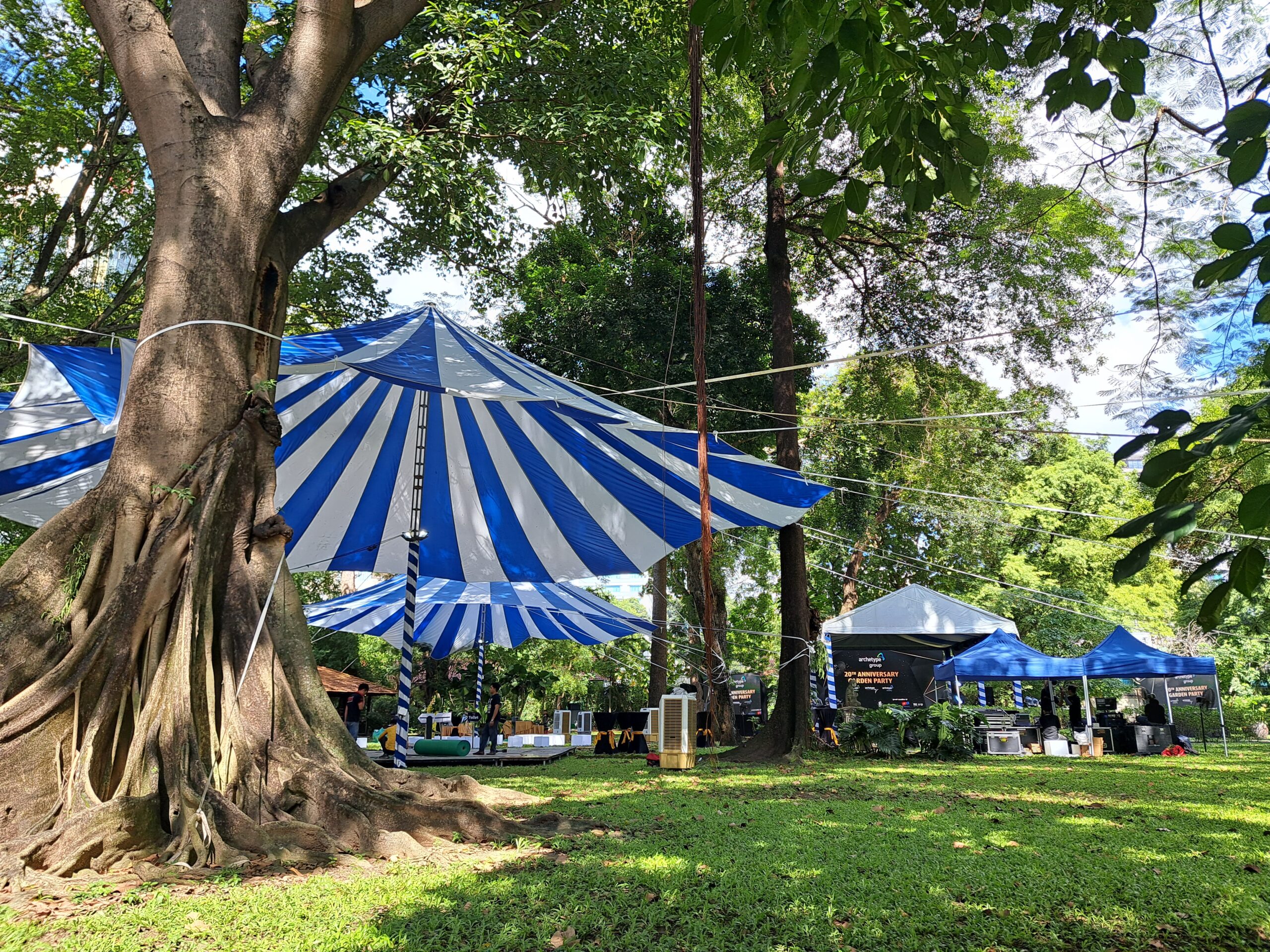 Dù che sự kiện