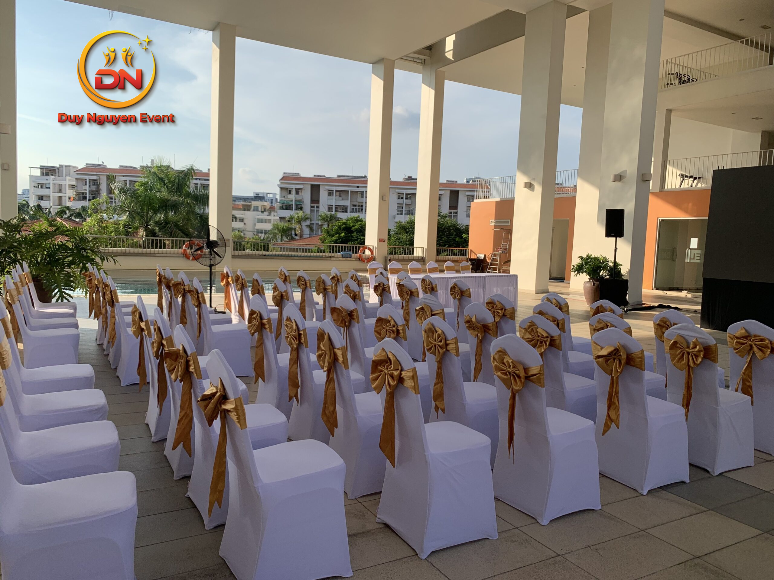 Không gian được thiết kế và trang trí hài hòa, phù hợp Không gian được thiết kế và trang trí hài hòa, phù hợp