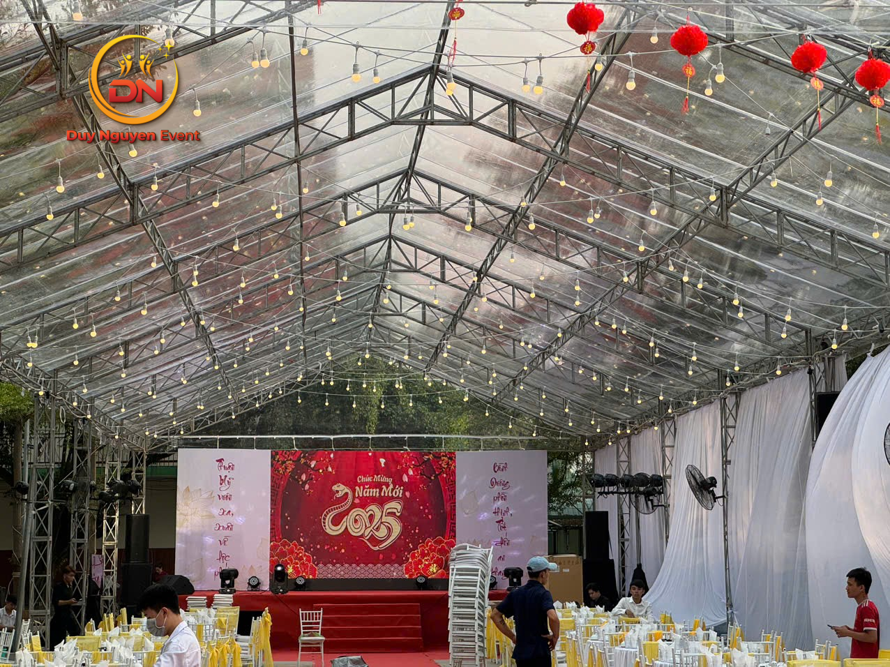 Backdrop sự kiện với thiết kế tối giản, chuyên nghiệp