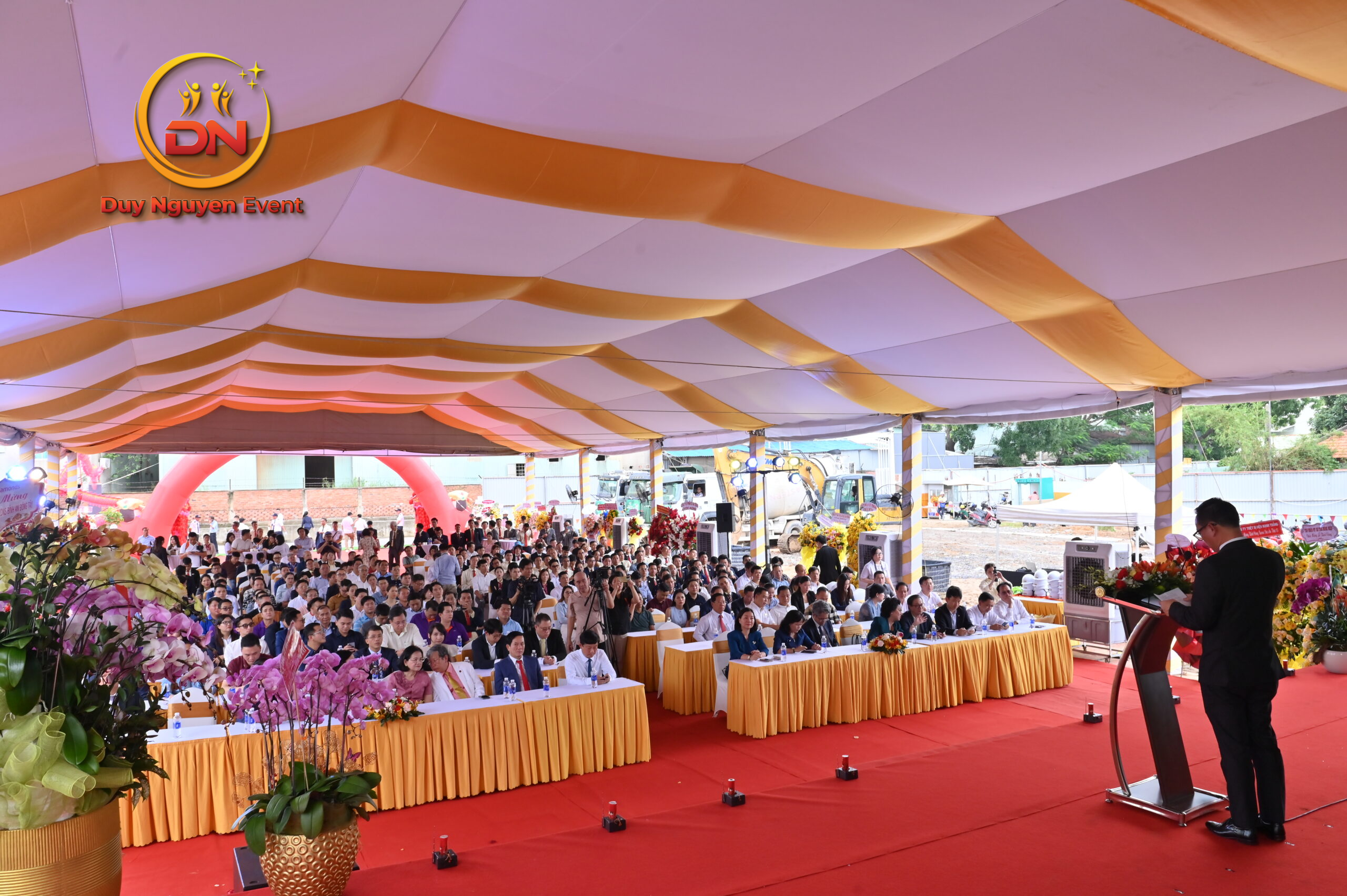 Nhà bạt không gian cho thuê tại Dĩ An của Sự Kiện Duy Nguyễn