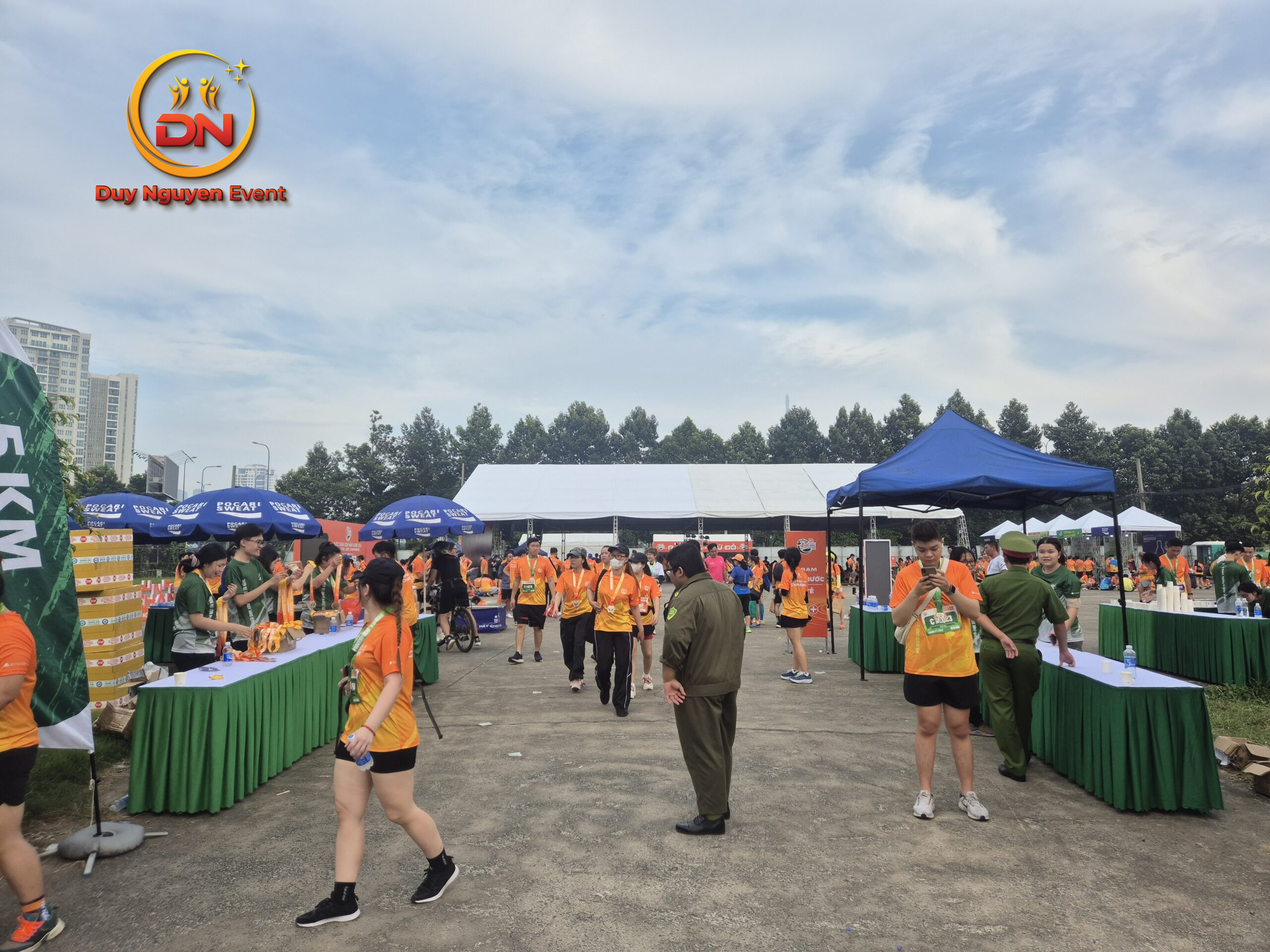 Hình ảnh gian hàng sự kiện tổ chức tại Tân Uyên vào ban ngày