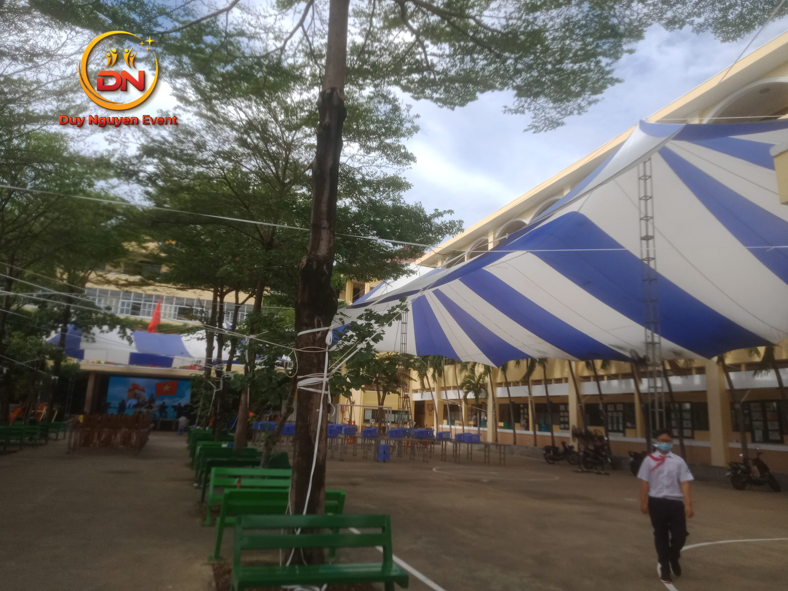 Tại Sao Nên Chọn Duy Nguyễn Để Thuê Dù Che Sự Kiện?