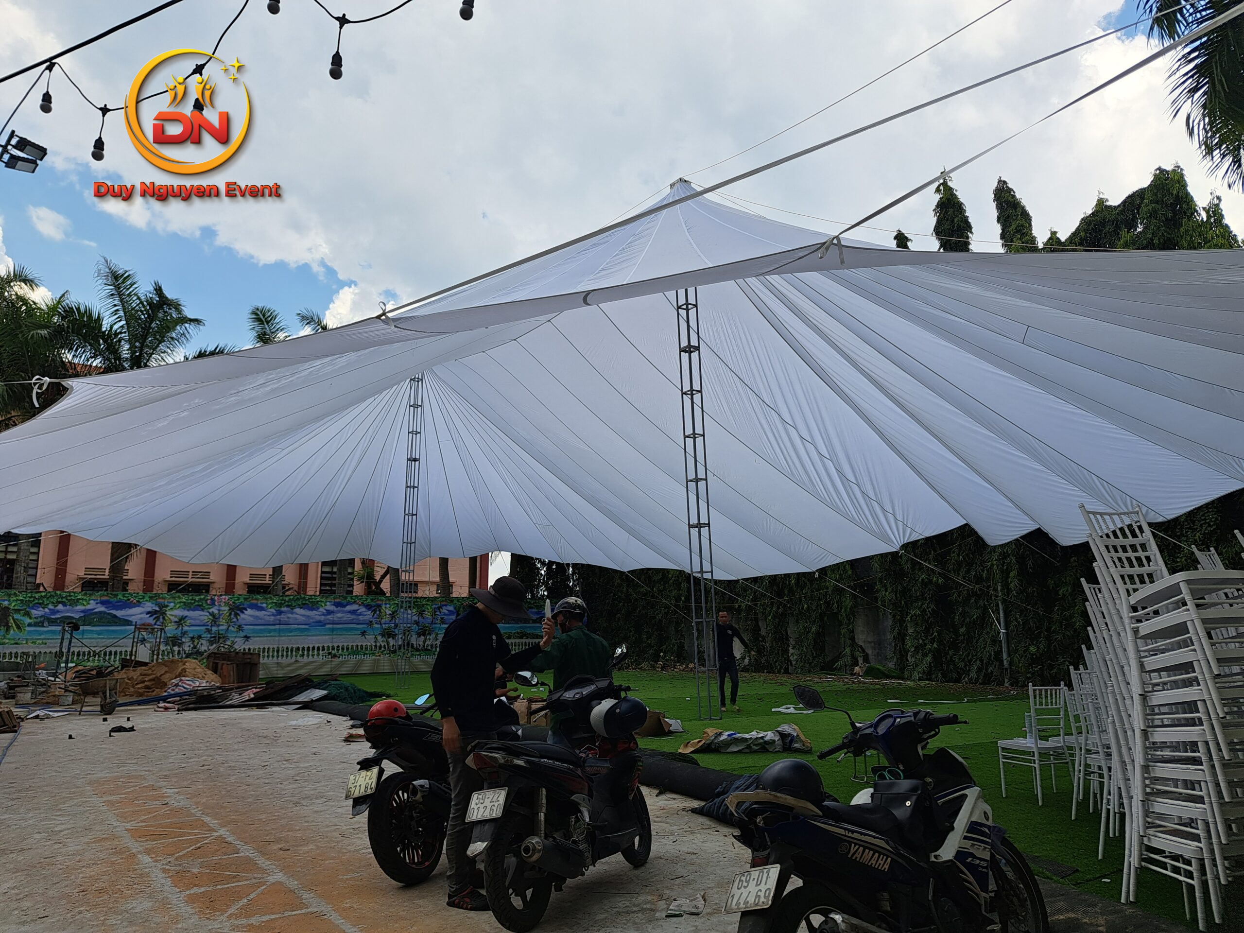 Dù che sự kiện Bàu Bàng được lắp đặt bởi Sự Kiện Duy Nguyễn