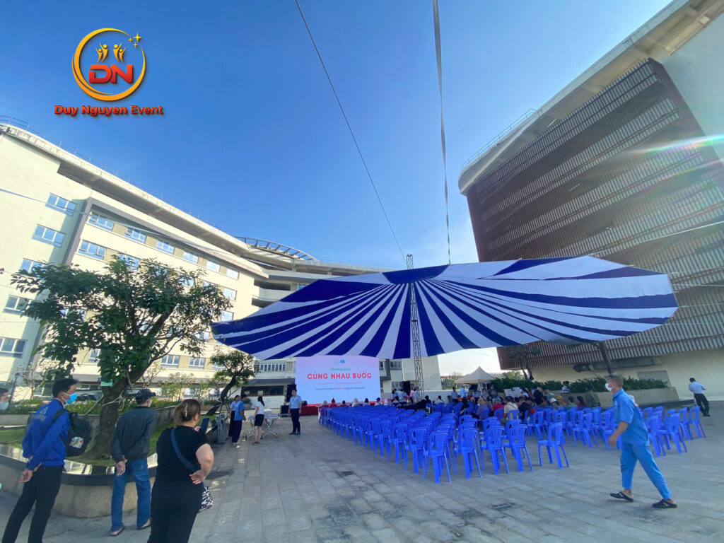 Cho thuê dù che sự kiện Tân Bình uy tín, chuyên nghiệp - Sự Kiện Duy Nguyễn.