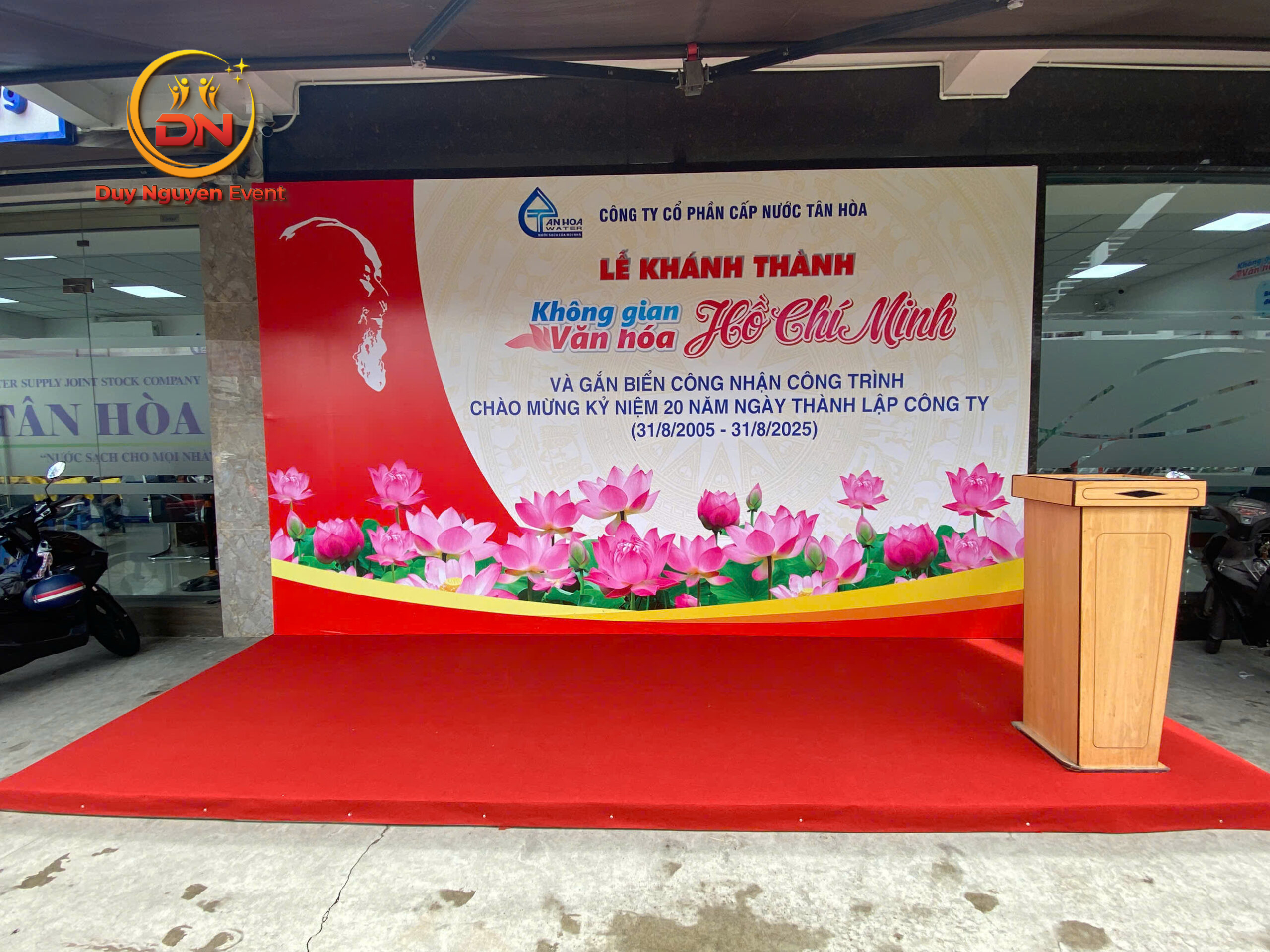 Chất liệu bạt Hiflex được sử dụng khi in và cho thuê backdrop tại Quận 11.