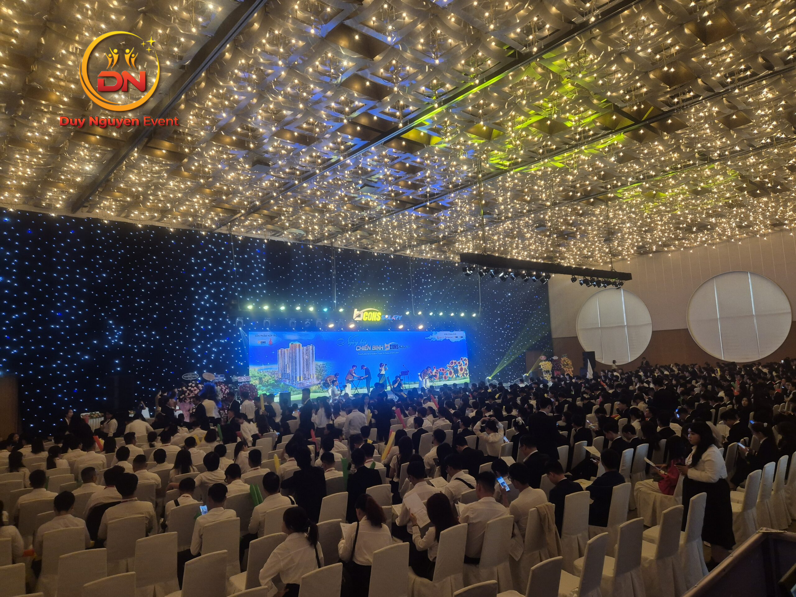 Sự Kiện Duy Nguyễn tổ chức khai trương nhà hàng đẳng cấp tại Quận 1