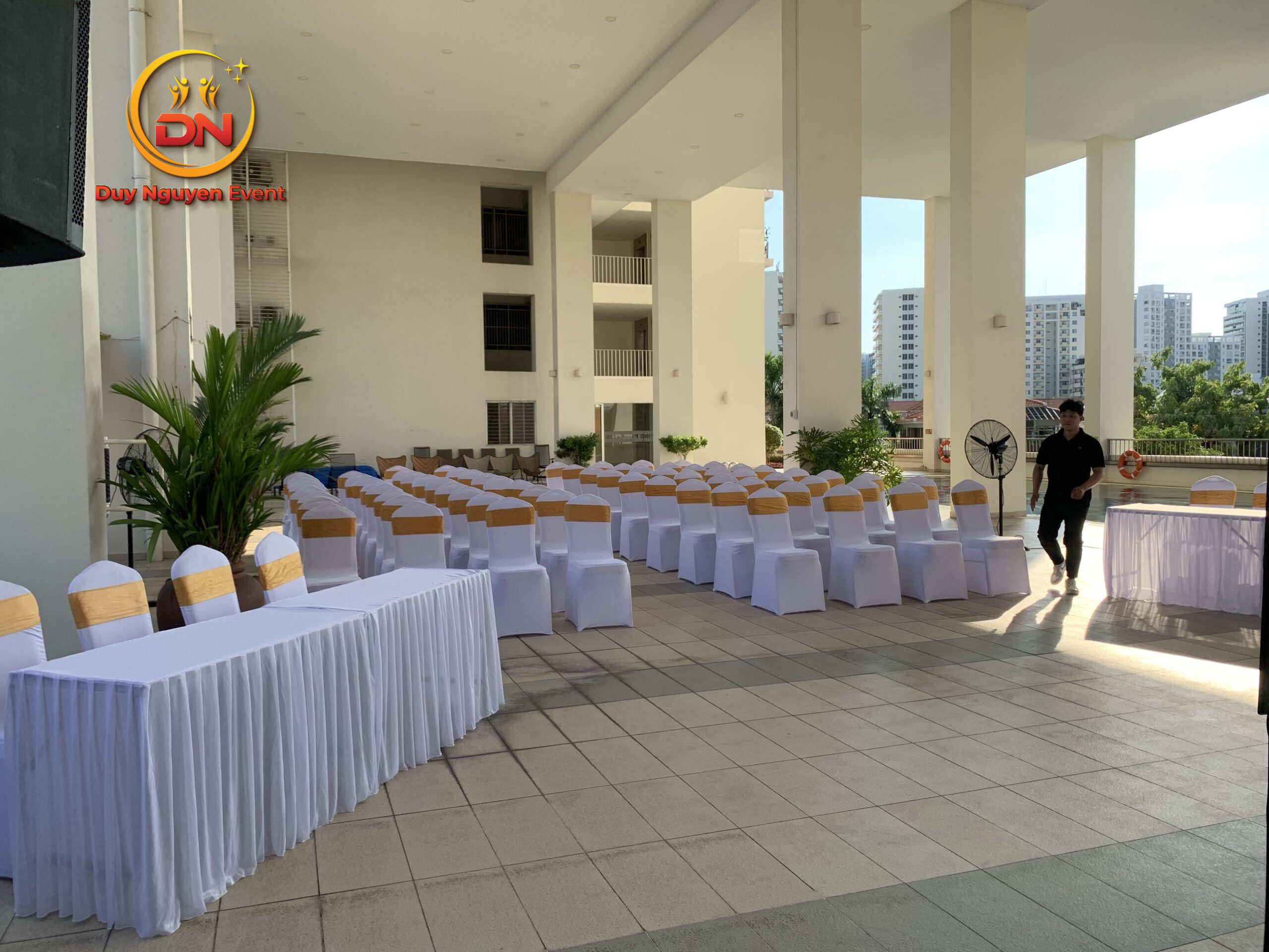 Bàn ghế tiệc cưới sang trọng tại Bình Phước từ Sự Kiện Duy Nguyễn