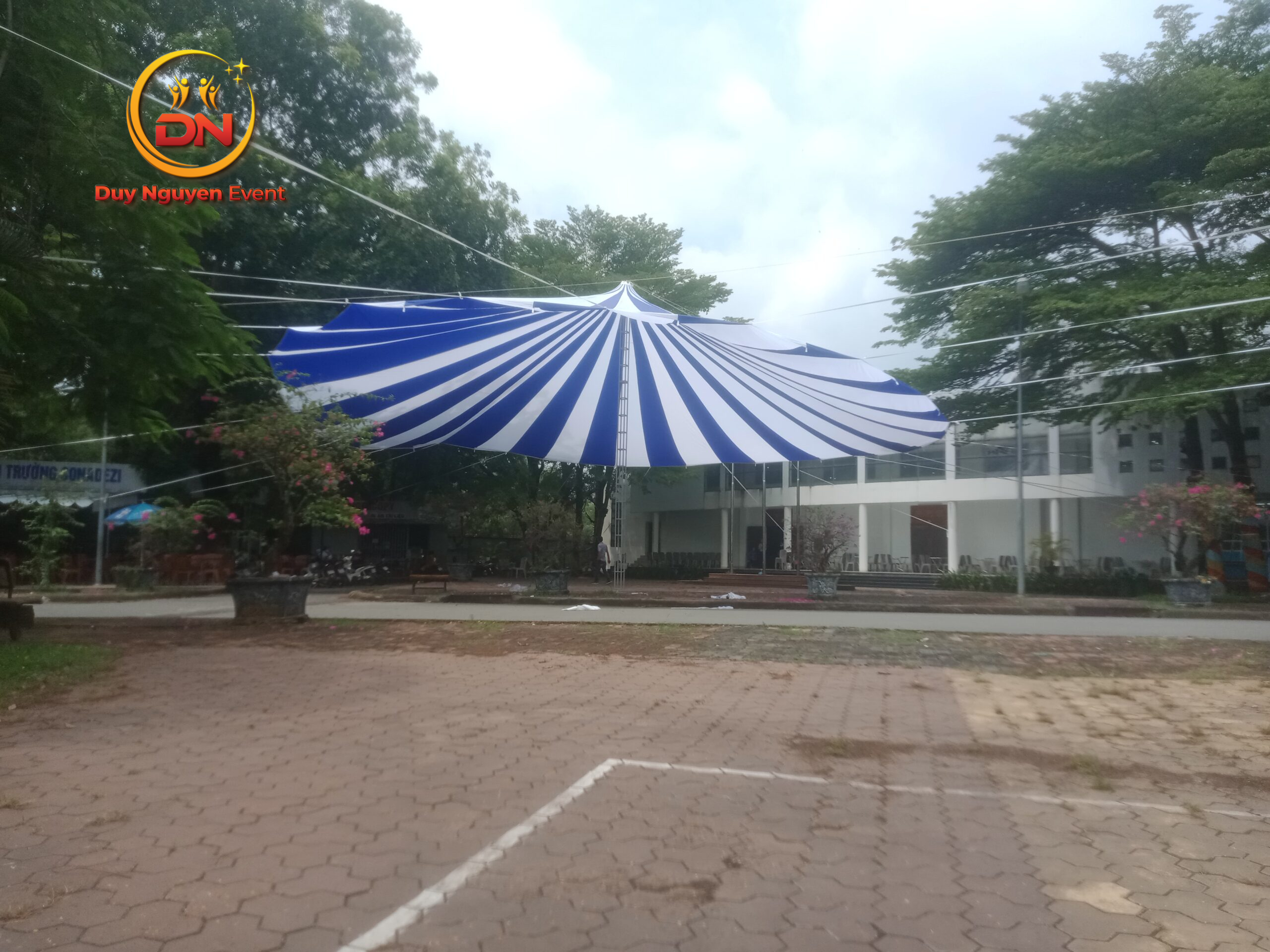 Dù che chất lượng cao cho sự kiện ngoài trời tại Long An