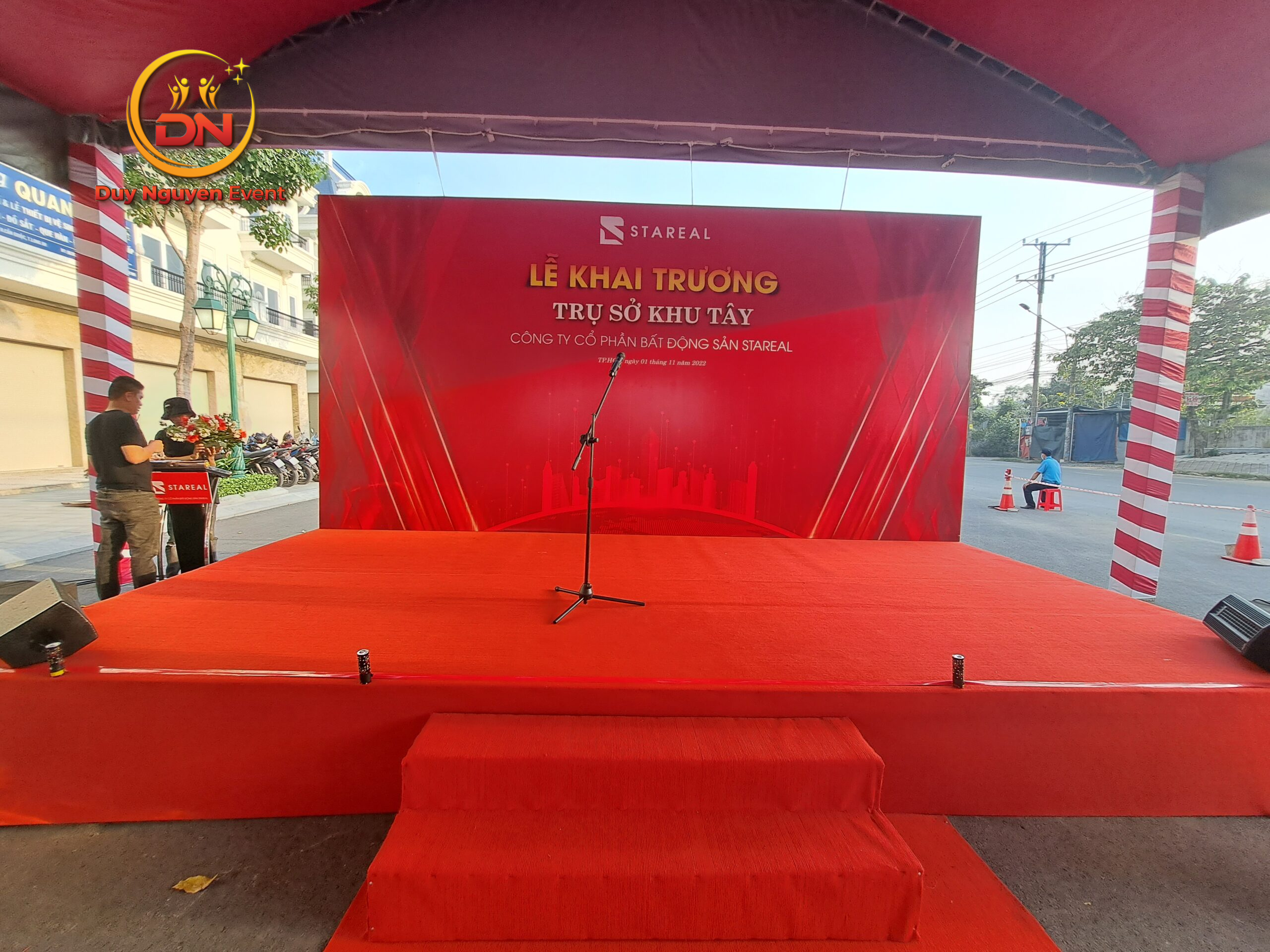 Thi công sân khấu và nhà bạt tại AMATA Đồng Nai