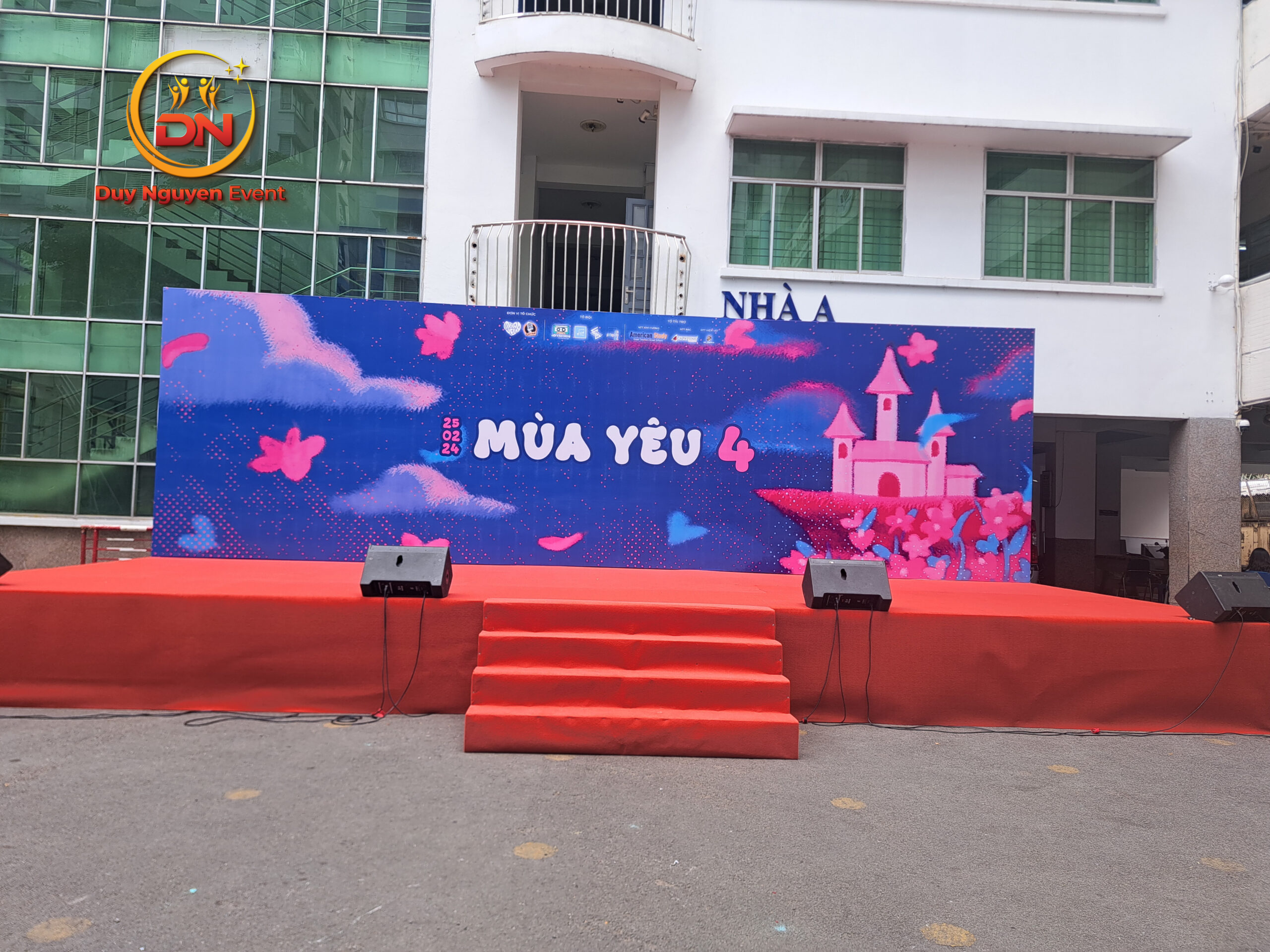 Thiết kế backdrop cá nhân hóa cho sự kiện tại Bình Phước