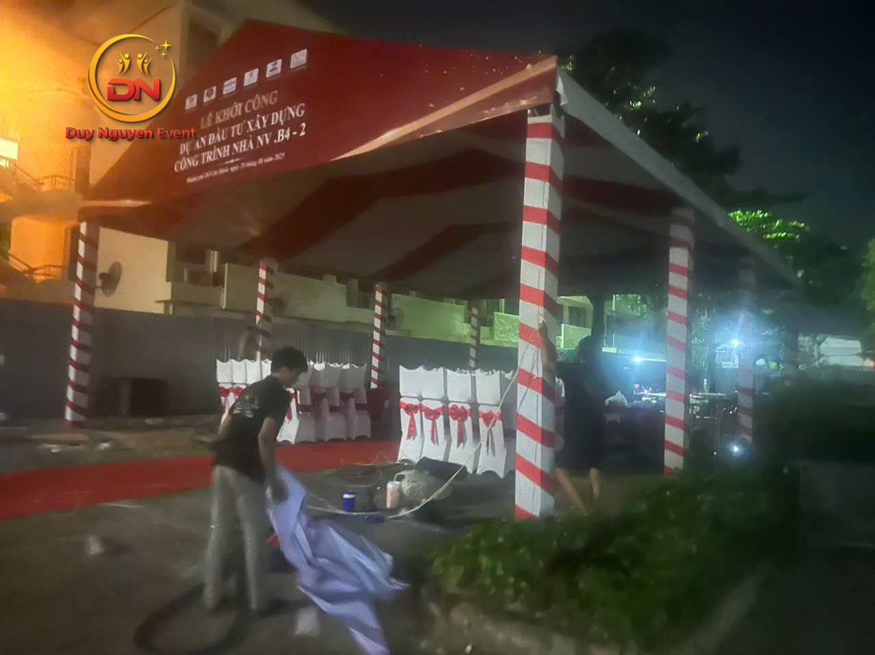 Đội ngũ kỹ thuật Sự Kiện Duy Nguyễn khảo sát địa hình thực tế trước lễ