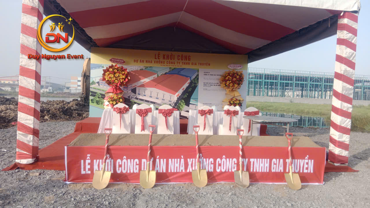 Hoạt động làm nghi thức động thổ cùng chủ đầu tư