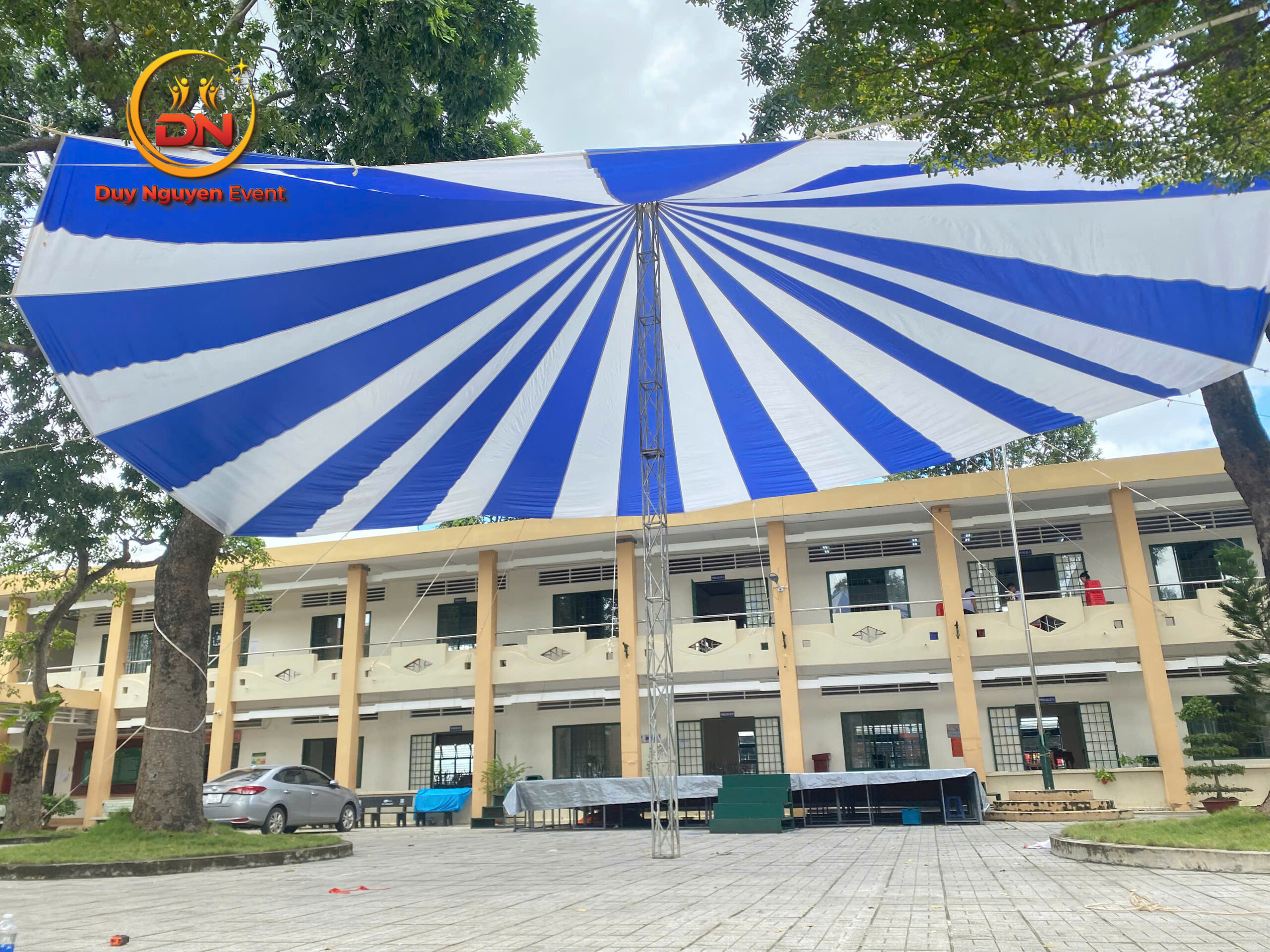 Dịch vụ cho thuê dù che sự kiện chuyên nghiệp tại TPHCM của Sự Kiện Duy Nguyễn.