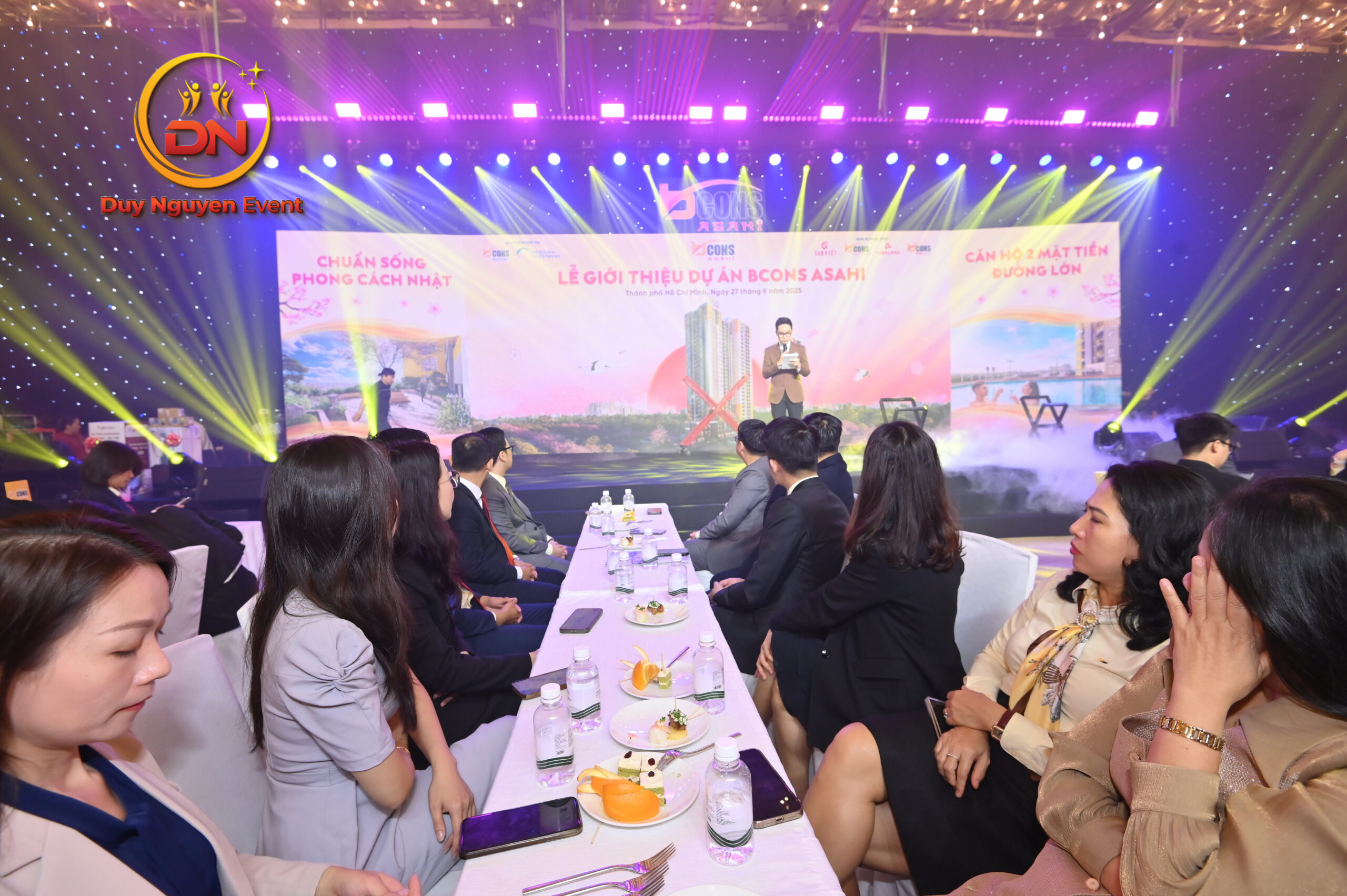Cho thuê nhà bạt không gian và sân khấu sự kiện quy mô lớn tại Bình Dương - Dự án thực tế Bcons Asahi.